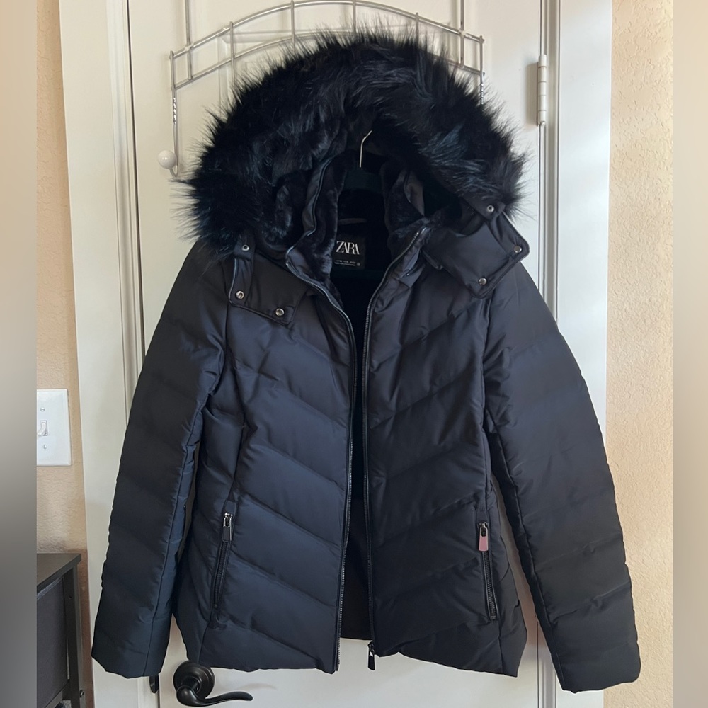 Zara Puffer Jacket / Coat